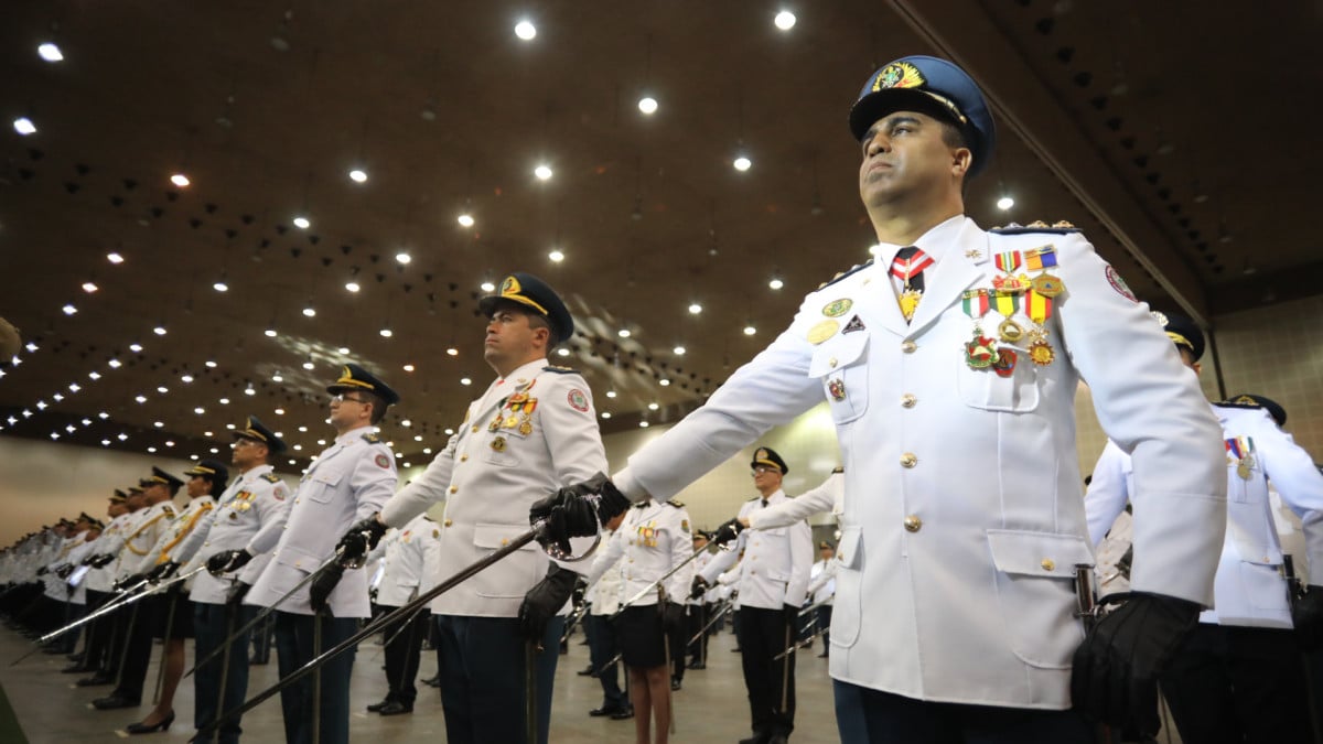 Promo&ccedil;&atilde;o de Policiais Militares e Bombeiros Militares no Centro de Eventos