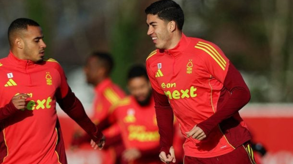 Zagueiro, ex-Glorioso, não vingou na Premier League