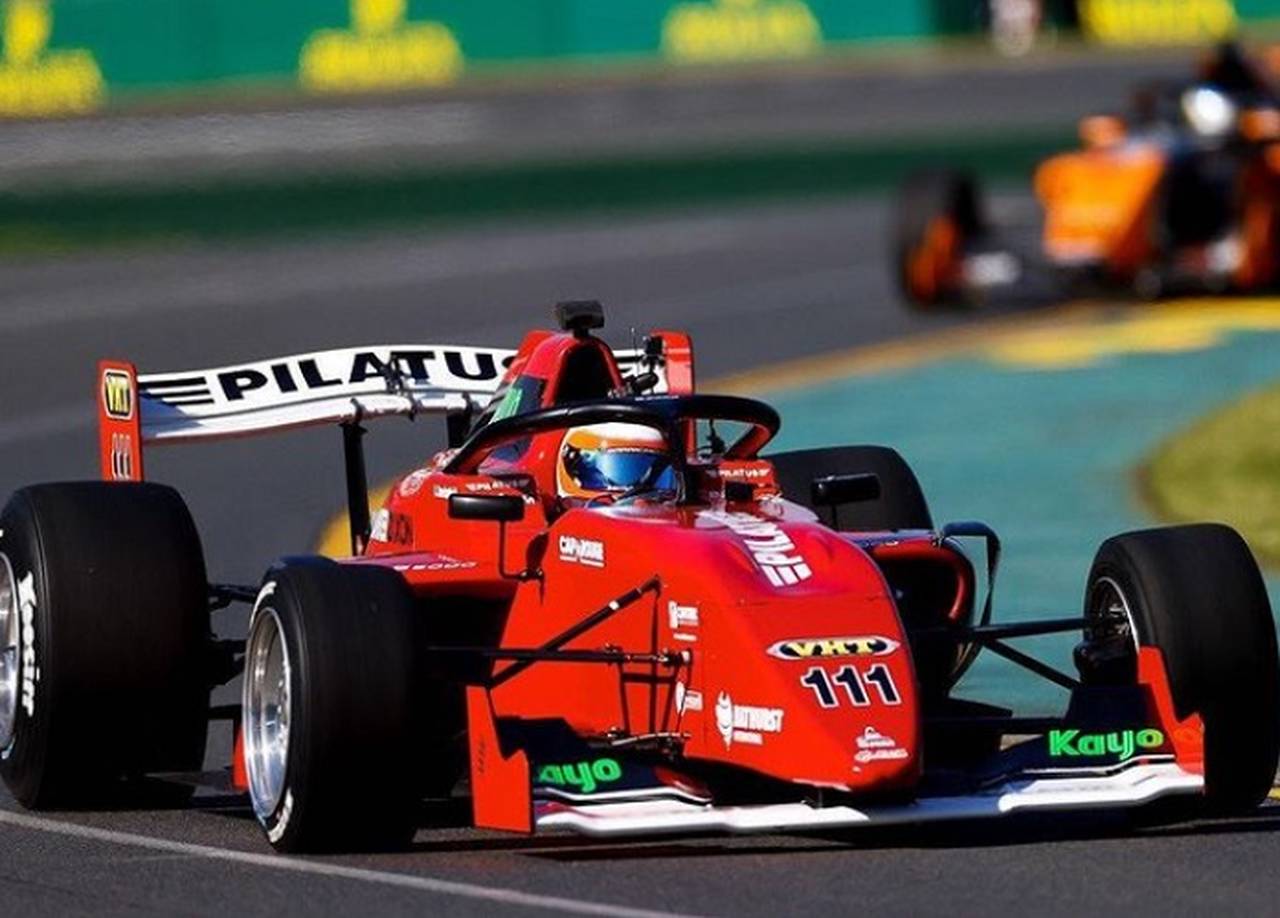 Em novembro de 2024, Rubens revelou que aceitaria retornar à Fórmula 1 como companheiro de Fernando Alonso na Aston Martin. Aos 52 anos, ele se tornaria o sétimo piloto mais velho da história da categoria. Se Fernando quiser que eu seja seu companheiro de equipe, estarei preparado, declarou o brasileiro na ocasião.