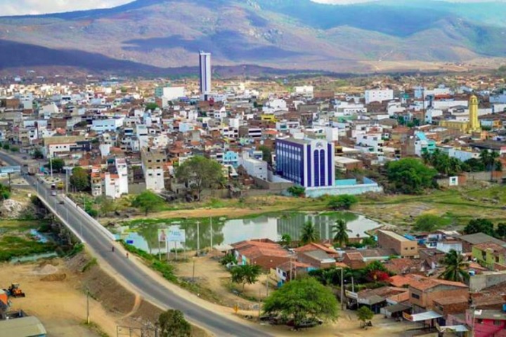 10ª) Toritama (Pernambuco) - Área: 25,704 km² | População: 45,2 mil habitantes | Densidade populacional: 1.759,2 hab./km².