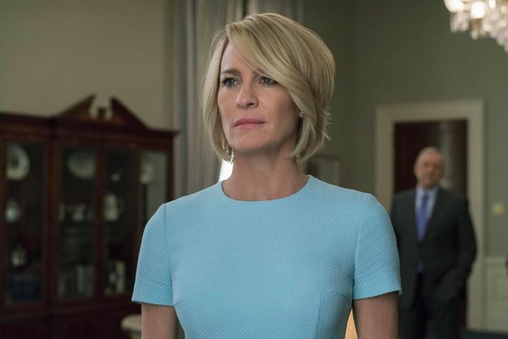 Robin Wright – A atriz, conhecida pela série House of Cards, contou que tem vivido e trabalhado no Reino Unido, onde diz encontrar mais tranquilidade em comparação aos Estados Unidos.
