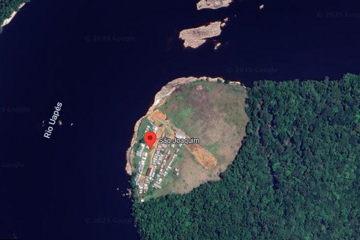 São Joaquim (Brasil) / Puerto Nariño (Colômbia)
São Joaquim é uma pequena comunidade ribeirinha amazônica, próxima ao encontro do Rio Solimões com o Rio Amazonas.