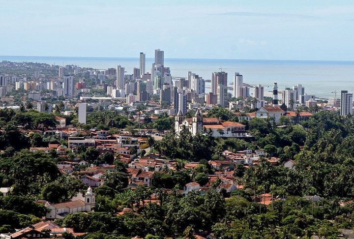 Um relatório técnico elaborado por pesquisadores alerta para um processo de degradação geológica no Sítio Histórico de Olinda, em Pernambuco.