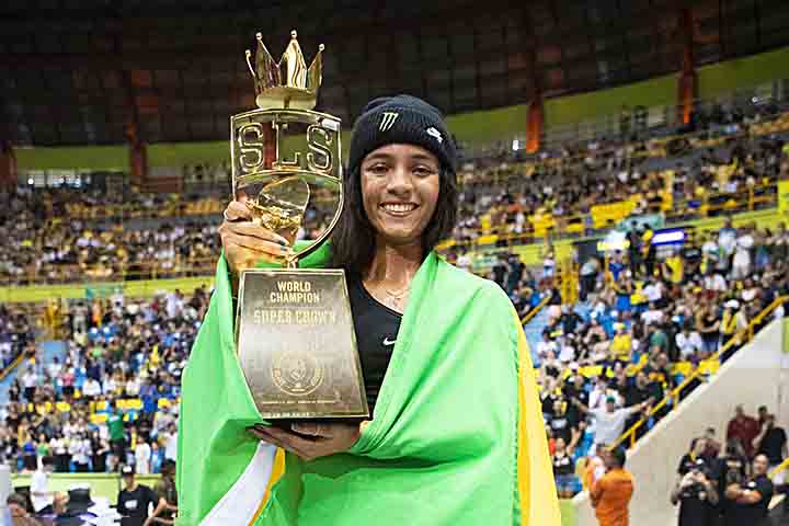 Em junho de 2021, Rayssa Leal, a Fadinha, conquistou a prata no skate street nos Jogos de Tóquio e tornou-se, aos 13 anos, a medalhista olímpica mais jovem da história do Brasil 
