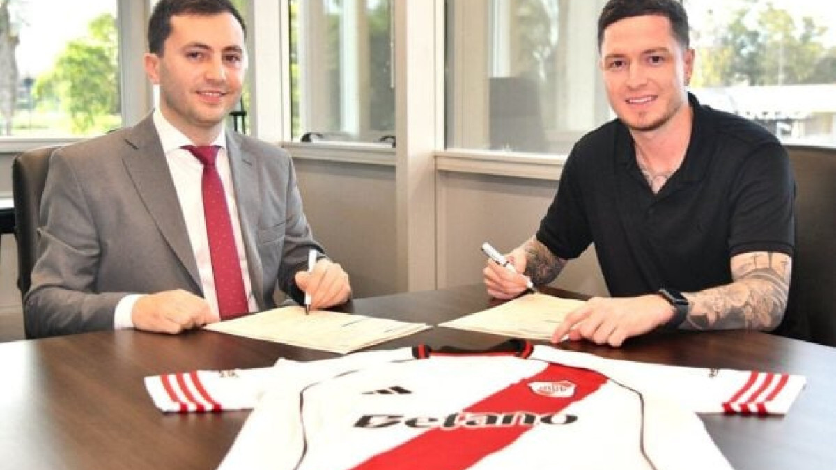 Com a saída do argentino para o River Plate, Verdão tem apenas Emiliano Martínez com as características da posição no elenco