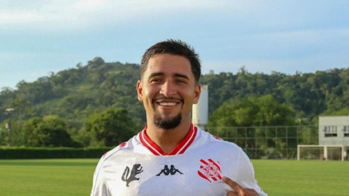 Ex-São Gonçalo, jogador de 23 anos é o nono reforço do Alvirrubro e já treina com o elenco em Guaratiba