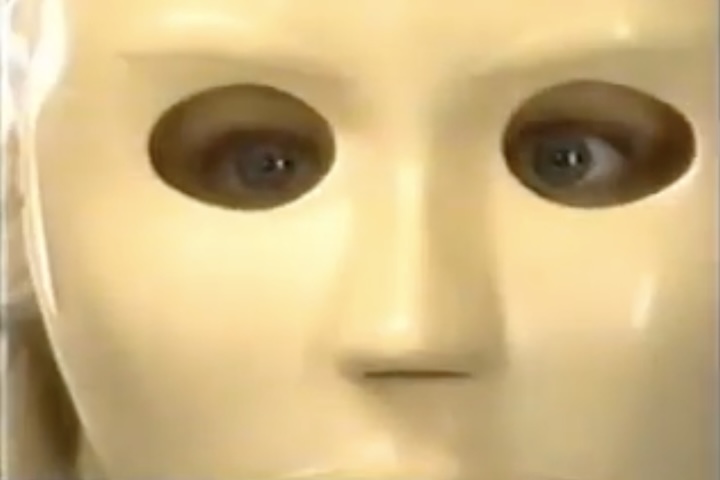 O produto foi descontinuado no mesmo ano e entrou para a categoria O que eles estavam pensando?! do museu.