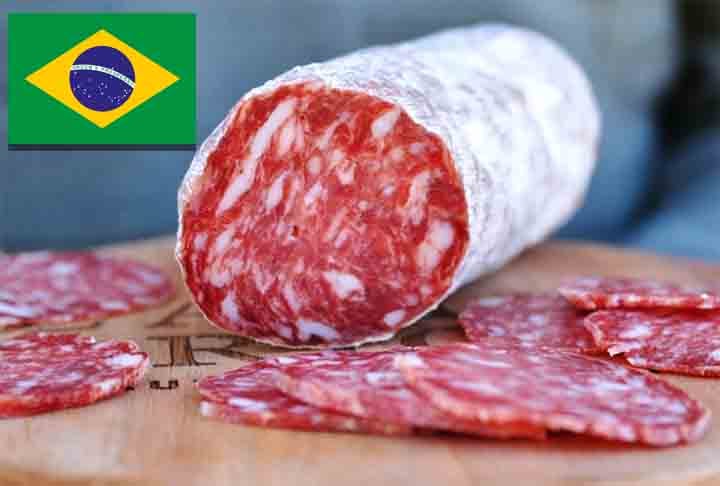 No passado, era alimento dos camponeses, sendo um substituto vital para a carne fresca, armazenável por meses, sendo um alimento para o povo. 