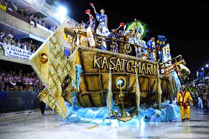 A Unidos do Porto da Pedra no Carnaval de 2008 entrou na Marquês de Sapucaí com o enredo 100 anos de imigração japonesa no Brasil - tem pagode no Maru. A agremiação de São Gonçalo ficou na 11ª posição, à frente da rebaixada São Clemente.