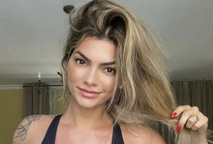 O fim do relacionamento foi conturbado. Em entrevistas, ela afirmou ter descoberto diversas traições do cantor. Ele tentou conseguir a guarda da filha, mas teve o pedido negado pela justiça.