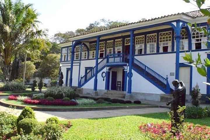 Uma das pioneiras na cultura do café no Vale do Paraíba, a Fazenda das Palmas surgiu entre o final do século XVIII e início do XIX.