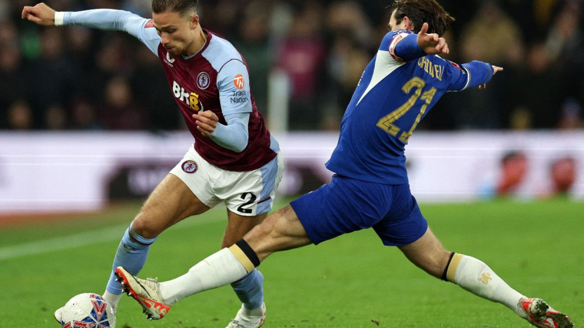 Partida entre Aston Villa x Chelsea pela Copa da Inglaterra em 2024