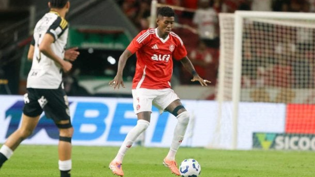 Negociação com o Cruzeiro tem reviravolta nos últimos dias, e defensor, de 25 anos, pode reforçar o elenco rubro-negro na próxima temporada