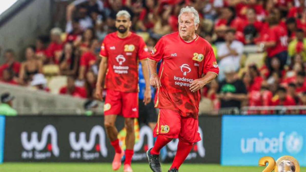 Organização do evento beneficente do ex-craque anuncia participação de últimas atrações: Romário, além de jogadores do Flamengo e Corinthians