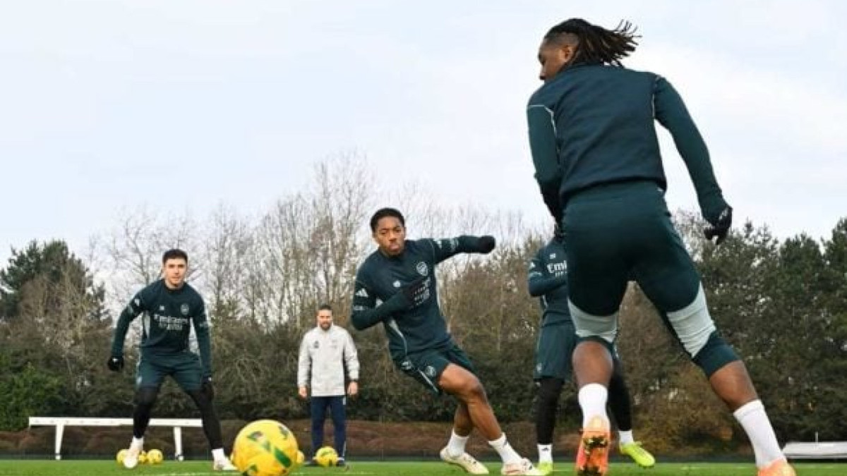 Times se enfrentam em partida válida pela 18ª rodada da Premier League 2025/26