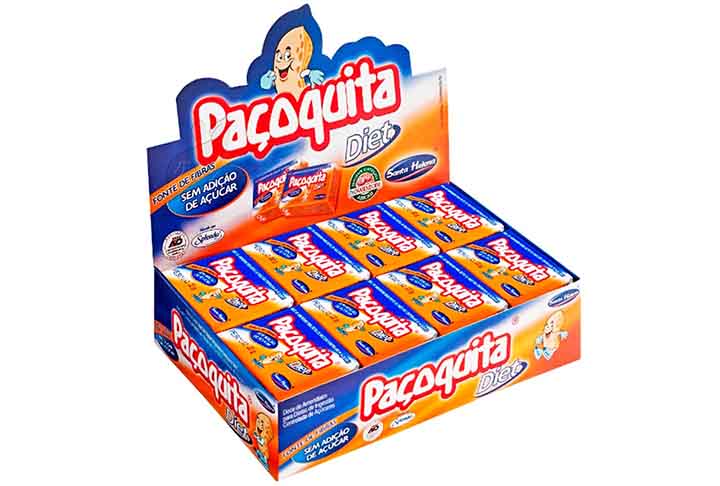 A paçoca diet segue o mesmo caminho: não leva açúcar, porém pode conter mais gordura e adoçantes que, em excesso, causam desconforto intestinal. Por isso, mesmo nas versões “diet”, é preciso cautela e moderação