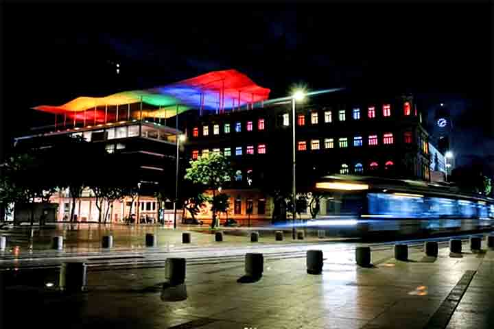 Atualmente, segundo a instituição, a coleção MAR reúne mais de 21 mil itens, acumulados ao longo de pouco mais de uma década de existência do museu.
