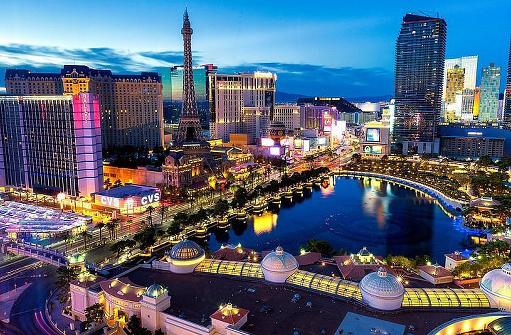 Com PIB de mais de 263 bilhões de dólares, San Francisco é um dos motores econômicos dos Estados Unidos, com destaque para turismo, tecnologia e finanças.