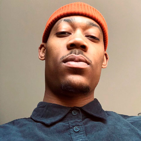 “Brasil, eu te amo, eu realmente amo, mas se vocês não pararem com o 'spamming' em meus posts, vou começar a bloquear vocês”, escreveu o ator na época.