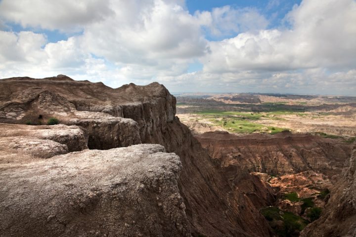 Com uma população de pouco menos de 600 mil habitantes, o Wyoming é um estado conhecido por suas vastas paisagens naturais.