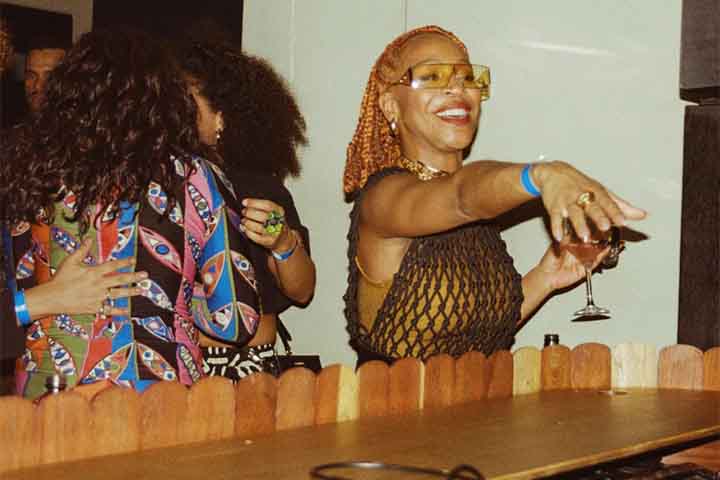 O Rio de Janeiro também ganhou estabelecimentos do tipo, onde a protagonista é a música. 
