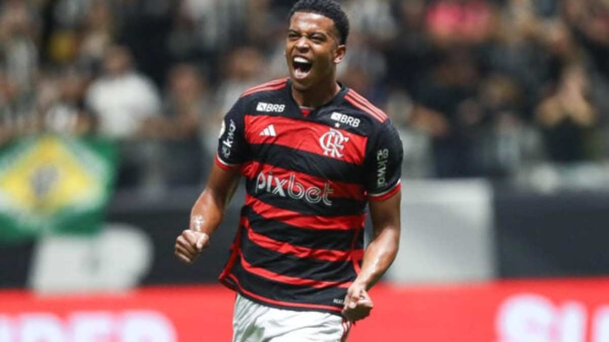 Centroavante, que não teria espaço no elenco rubro-negro em 2026, defenderá s cores da equipe azulina, que voltou à Série A