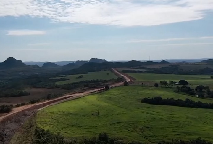Atualmente, o local é visitado por estudantes, cientistas e curiosos, e há iniciativas para transformar a região em um parque geológico oficial, visando à preservação e à promoção de seu valor científico e educativo.