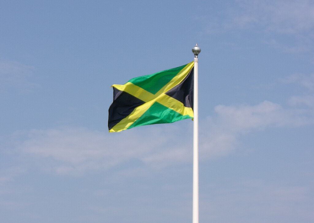 A independência foi oficialmente conquistada em 6 de agosto de 1962, com a criação de um Estado soberano dentro da Commonwealth britânica - organização de países independentes, a maioria deles ex-colônias do Reino Unido.
