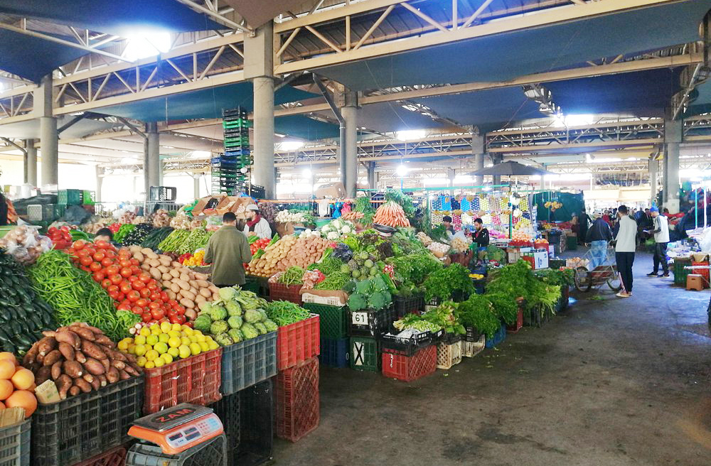 Souk El Had – Agadir, Marrocos: Um dos maiores do norte da África, com mais de 3 mil lojas que vendem desde frutas até móveis artesanais.