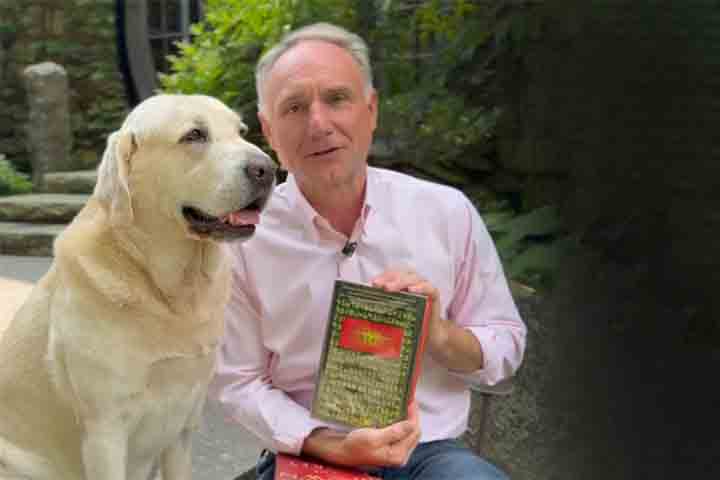 O escritor norte-americano Dan Brown, conhecido mundialmente pelo sucesso “O Código Da Vinci”, voltou ao cenário literário com o lançamento de “O Segredo Final”, seu novo romance de mistério. 
