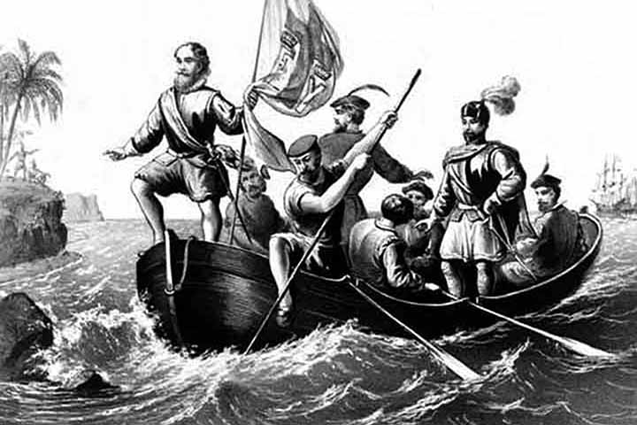 Na época, 300 mil judeus praticantes residiam na Espanha. Em 1942, porém, foram forçados a se converter ao catolicismo ou deixar o território, justamente no mesmo ano em que Colombo chegou às Américas.