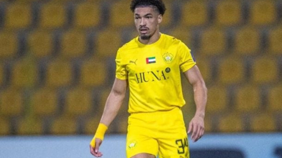 Clube celeste necessita de um zagueiro e tem interesse em ex-jogador do Botafogo. Ainda não há negociação com Al-Wasl