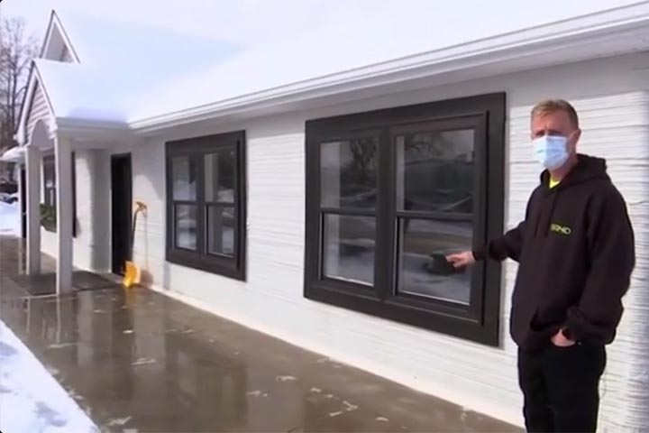 Já em Houston, outra cidade texana, foi inaugurada uma casa 3D de dois andares com 370 m² de área construída. 

