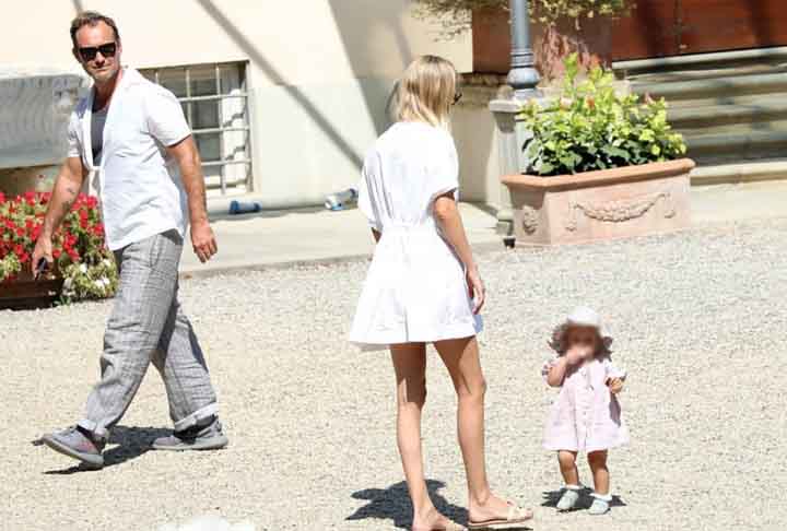 No mesmo ano, engatou  namoro com a atriz Sienna Miller, que conheceu nos sets de Alfie. O casal midiático logo noivou, mas, em 2005, rompeu a relação após um escândalo de traição do ator com a babá contratada por sua ex-mulher. Entre idas e voltas o casal se afastou em 2011. 