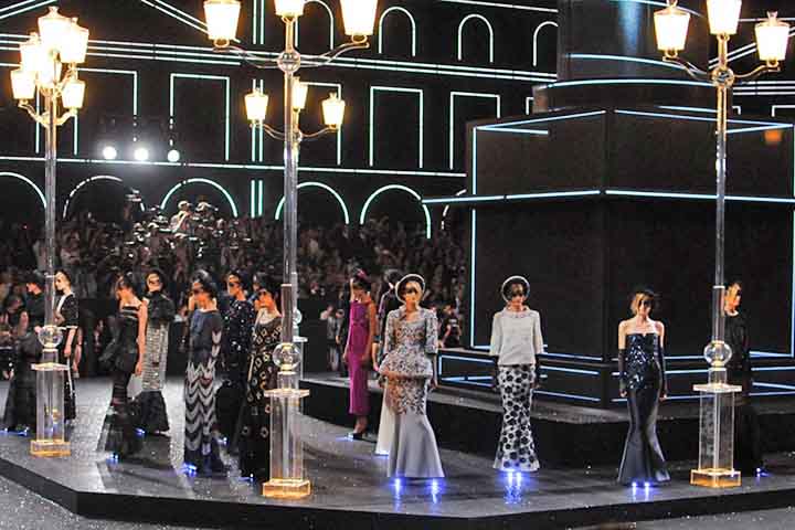 Sua influência atravessou gerações. Mais do que roupas, Chanel criou um estilo de vida: livre, prático e atemporal.
