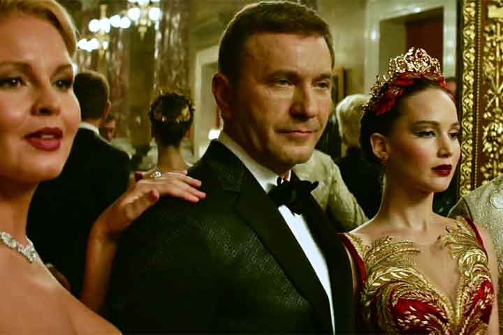 Além disso, Jennifer também estrelou filmes como Trapaça, pelo qual foi indicada ao Oscar de Melhor Atriz, Joy e Mãe!, e participou de projetos como Operação Red Sparrow. 