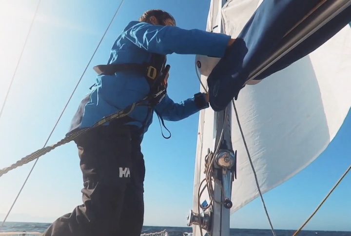 Assim como o pai, é Tamara quem ficava responsável por toda a manutenção do barco. Ela contou que o medo faz parte das viagens e está sempre como ela como se fosse um tripulante.  