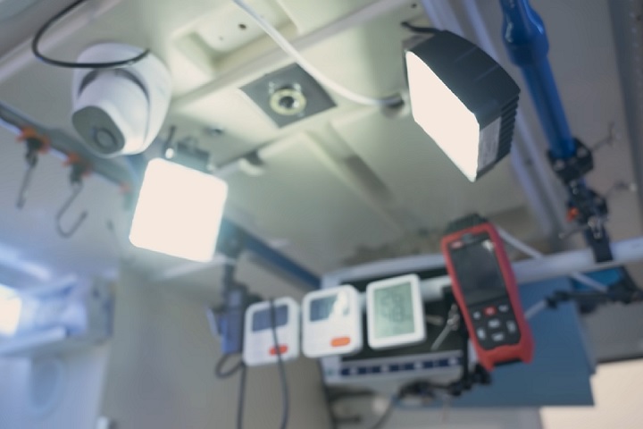 Por fim, o paciente é armazenado em uma unidade na Suíça, onde permanece em espera. Segundo Emil Kendziorra, a ideia é que, no futuro, avanços médicos tornem curáveis as doenças que causaram suas mortes e permitam reverter a criopreservação.