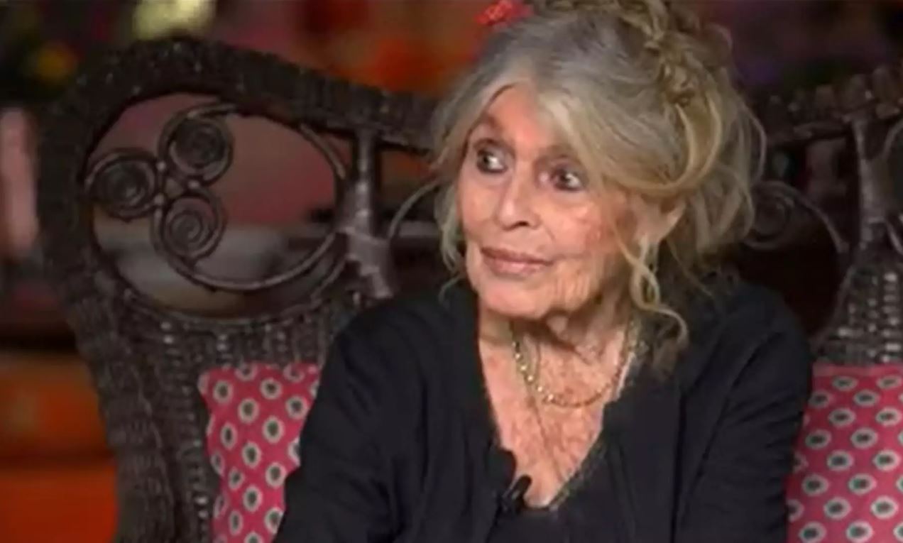 A atriz francesa Brigitte Bardot morreu no dia 28 de dezembro de 2025 aos 91 anos. A informação foi confirmada pela fundação criada pela atriz, dedicada ao bem-estar animal. 
