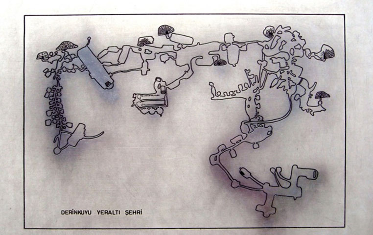 Na região da Capadócia há mais de 200 cidades subterrâneas, mas somente algumas delas foram desenterradas. Até o momento, a antiga Elengubu é a maior delas e inclusive do mundo 