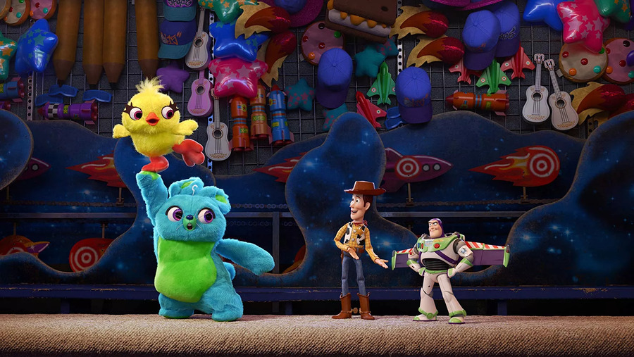 Toy Story 4 foi lançado em 21 de junho de 2019, realizado por Josh Cooley. O enredo foca na missão de Woody e seus amigos, que se reúnem para resgatar o C.R. Um garfo de plástico que foi esquecido do lado de fora durante uma noite chuvosa.