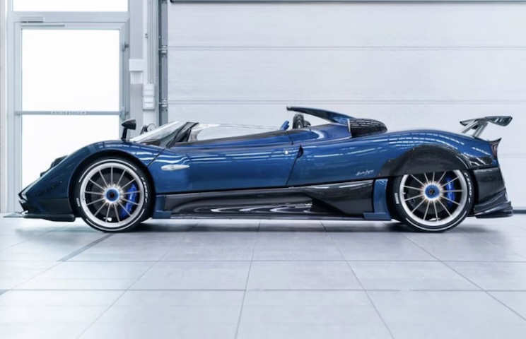 4º) Pagani Zonda HP Barchetta – Preço: US$ 17 milhões (cerca de R$ 90 milhões) | Velocidade máxima: 385 km/h | 0 a 100 km/h: 3,5 segundos. 