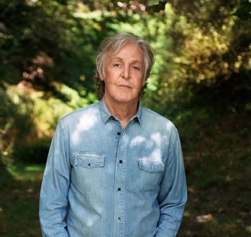 Paul McCartney – é ativista pelos direitos dos animais e pelo vegetarianismo e veganismo, promove a campanha “Segunda Sem Carne”e participa de ações com a PETA. Além disso, critica eventos como a COP30, por servirem carne.