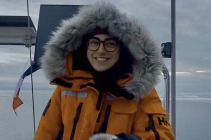 Embora seja filha de um navegador experiente, Tamara optou por não receber ajuda direta do pai.