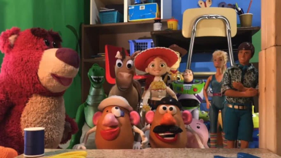 O terceiro da série é a segunda maior bilheteria de filme animado e a 32° maior bilheteria de todos os tempos. Toy Story 3, portanto, recebeu uma indicação ao Oscar de Melhor Fotografia, juntamente com A Bela e a Fera e Up.