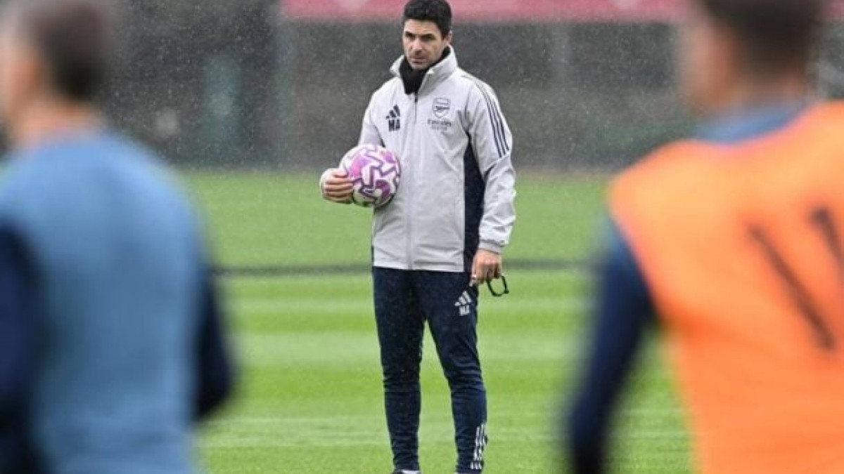 Jogaço pelo Inglês. Gunners são líderes e jogam em casa, mas Villa vem com uma sequência incrível de vitórias.