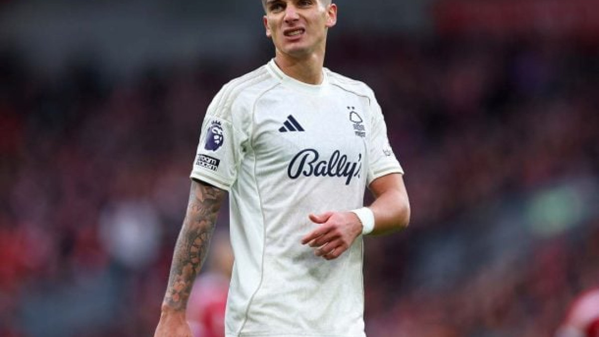 Acertado com Marlon Freitas, Verdão monitora Guido Rodríguez e Nicolás Domínguez para suprir lacuna deixada por Aníbal Moreno