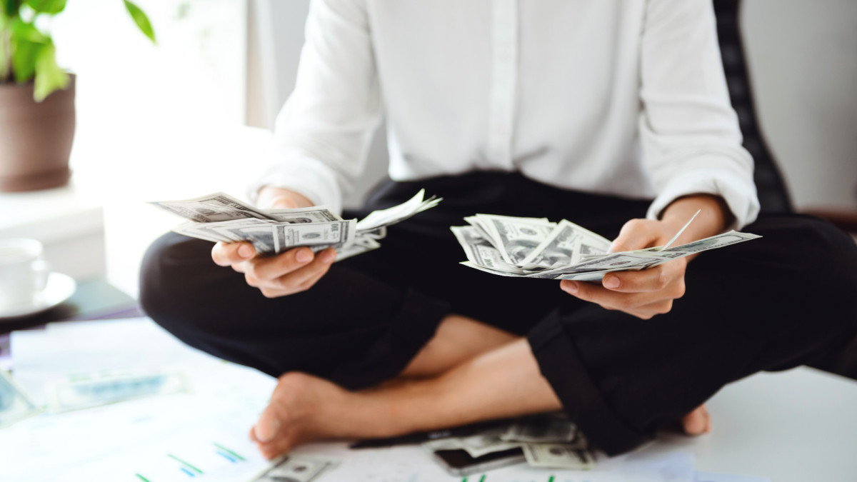 Brasileiros t&ecirc;m economizar dinheiro como principal meta de Ano Novo (iamgem de apoio ilustrativo)