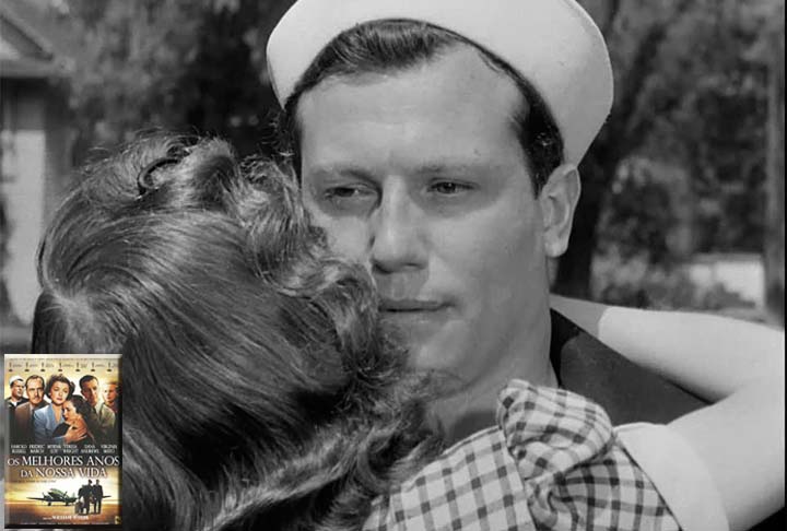 Homer Parrish é um ex-jogador de futebol americano e estava noivo de sua vizinha. Ele, porém, acreditava que Wilma só estava com ele por pena. Na história, ele tinha ficado sem mãos após um ataque ao navio em que ele trabalhava.