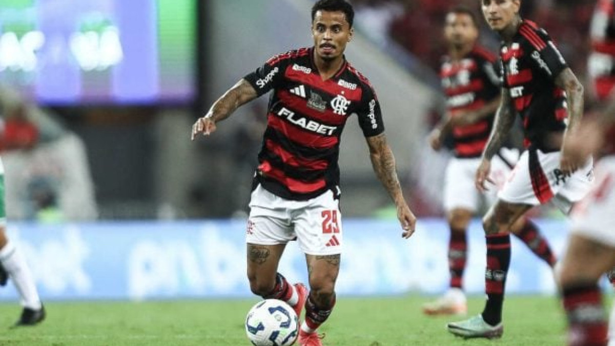 Tricolor coloca proposta na mesa e Rubro-Negro está disposto à negociar o atleta por empréstimo
